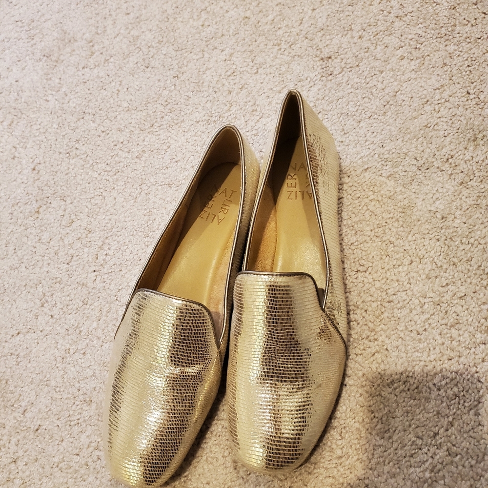 Naturalizer Gold Flats Size 9.5
